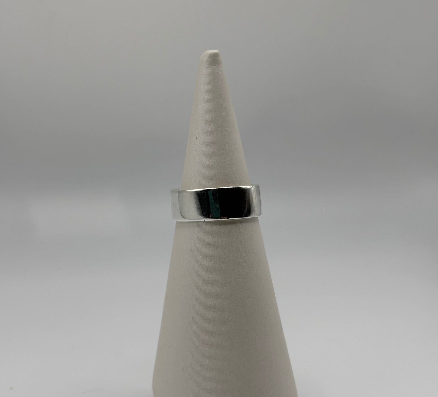 Plain Wide Band